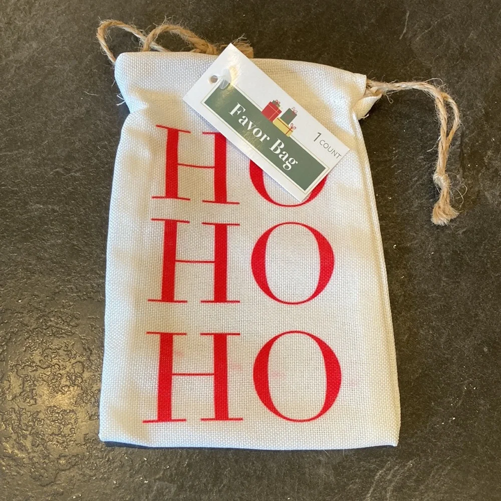 Lot of 25 red white HO HO HO favor gift party drawstring bags - NWT